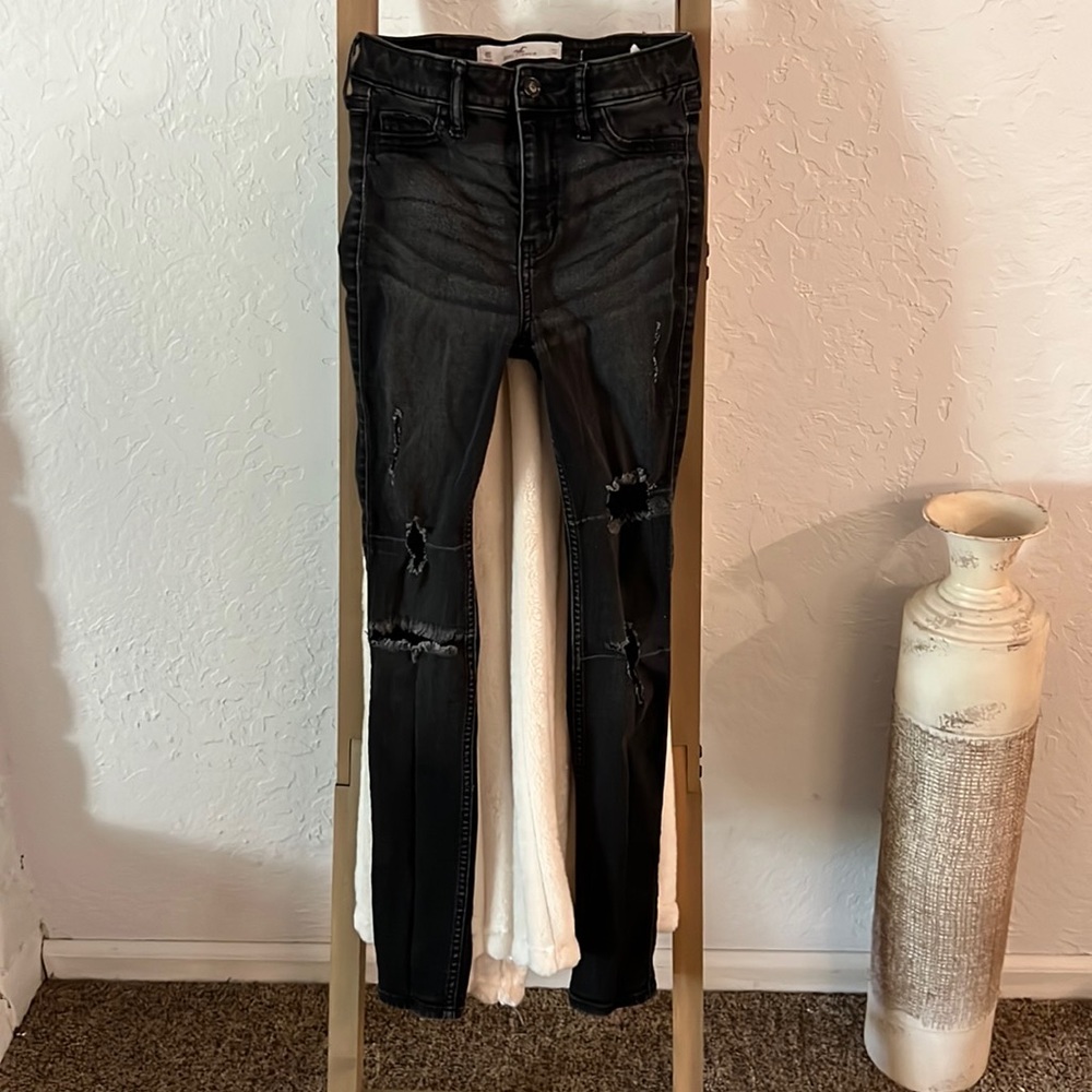 Black Hollister Jeans.